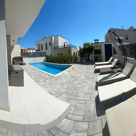 Ocean View1,vollausstattung,pool,meerblick,top-lage Vodice