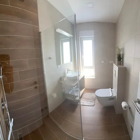 Ocean View1,vollausstattung,pool,meerblick,top-lage * Vodice